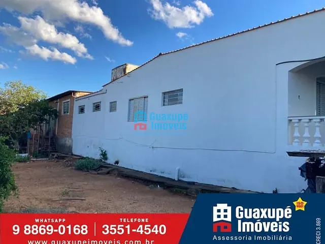 Casa com 650m², à venda, no bairro Vila Campanha em Guaxupé