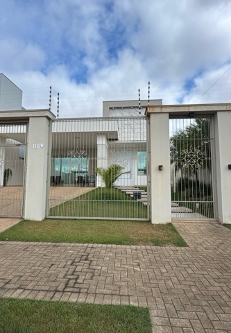 Casa com 600m², à venda, no bairro Aeroporto em Nova Mutum