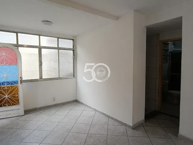 Casa 2 quartos e 1 banheiro, para alugar, no bairro Anil em Rio de Janeiro