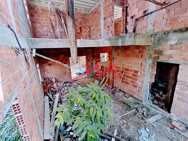 Casa com 830m² 4 quartos e 2 banheiros, à venda, no bairro Colubande em São Gonçalo