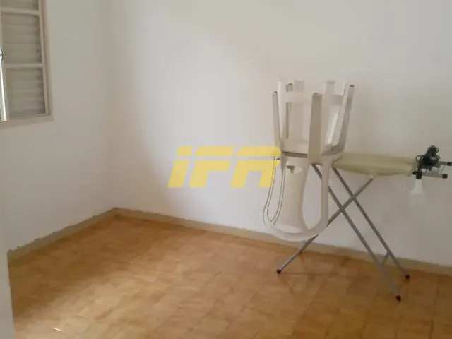 Casa à venda ou para alugar, no bairro Jardim Independência em Taubaté