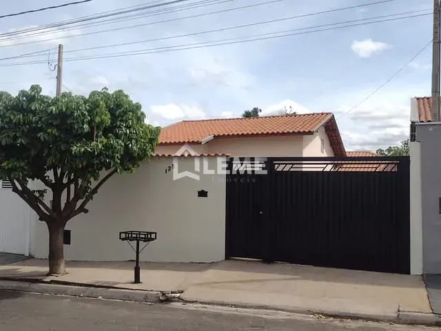 Casa com 250m² 2 quartos e 1 banheiro, à venda, no bairro Residencial Carlito Quilici em Mococa