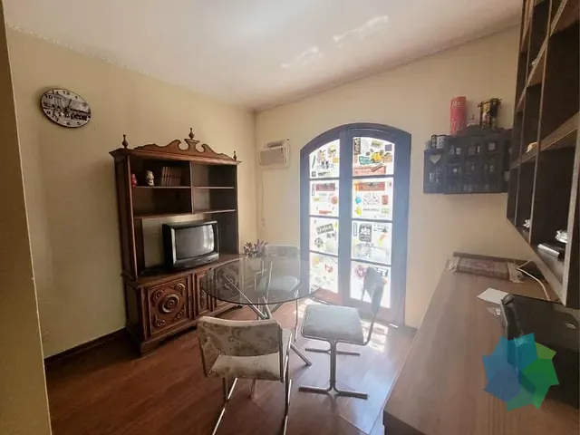 Casa com 600m² 3 quartos e 3 banheiros, à venda, no bairro Vila Suíça em Indaiatuba