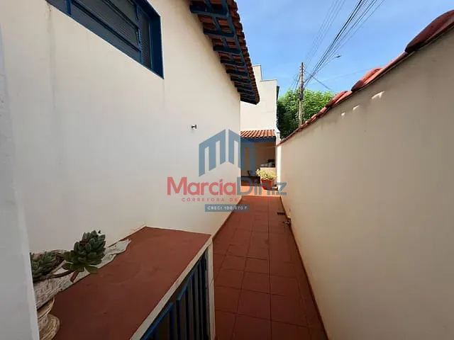 Casa com 212m² 2 quartos e 2 banheiros, à venda, no bairro Centro em Ituverava