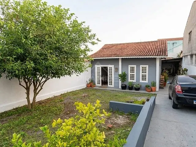 Casa com 321m² 3 quartos e 1 banheiro, à venda, no bairro Jardim Esperança em Poços de Caldas