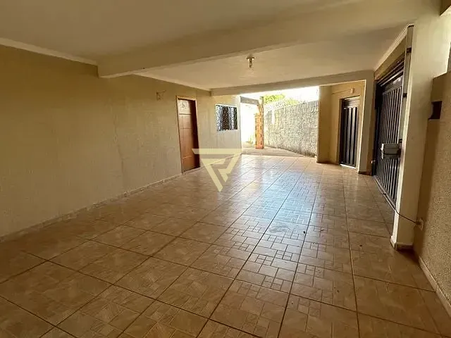 Casa com 460m² 3 quartos e 2 banheiros, à venda, no bairro Jardim Paiva em Ribeirão Preto
