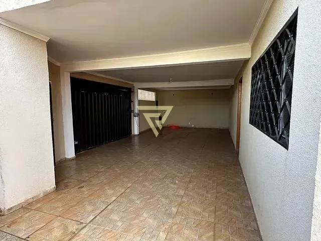 Casa com 460m² 3 quartos e 2 banheiros, à venda, no bairro Jardim Paiva em Ribeirão Preto