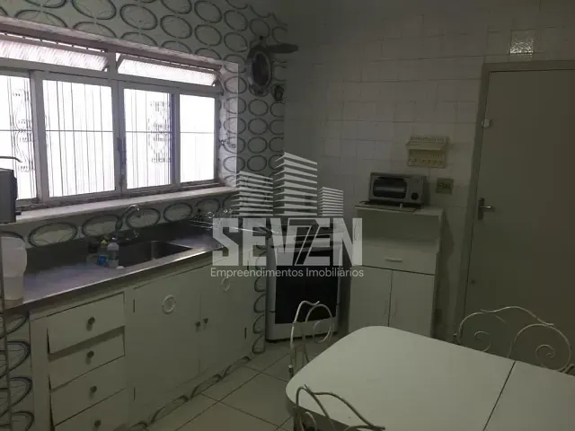 Casa com 300m², à venda ou para alugar, no bairro Vila Aeroporto Bauru em Bauru