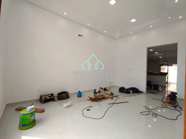 Casa com 250m² 3 quartos e 3 banheiros, à venda, no bairro Residencial Santa Izabel em Taubaté