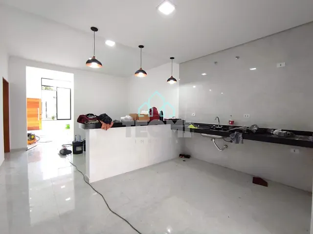 Casa com 250m² 3 quartos e 3 banheiros, à venda, no bairro Residencial Santa Izabel em Taubaté