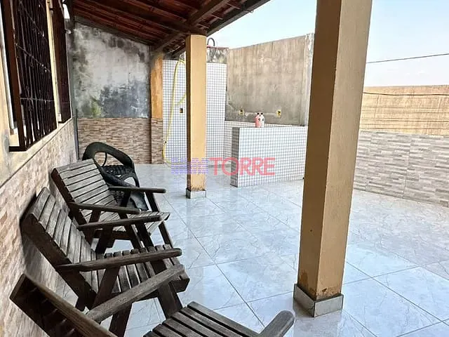 Casa 3 quartos e 2 banheiros, à venda, no bairro Olivença em Ilhéus