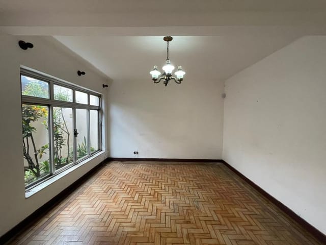 Casa com 140m² 3 quartos e 2 banheiros, à venda, no bairro Cambuci em São Paulo