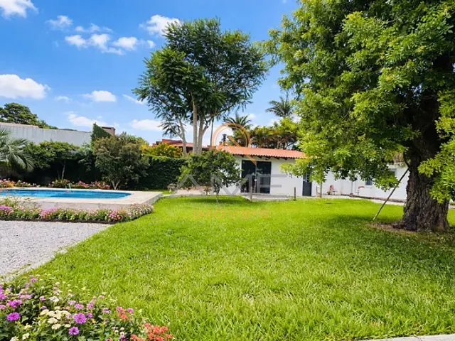 Casa com 500m² 2 quartos e 3 banheiros, à venda, no bairro Recanto de Portugal em Pelotas