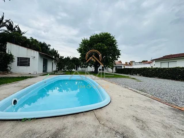 Casa com 500m² 2 quartos e 3 banheiros, à venda, no bairro Recanto de Portugal em Pelotas