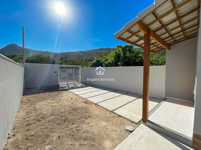 Casa com 360m² 2 quartos e 2 banheiros, à venda, no bairro Praia de Itaipuaçu (Itaipuaçu) em Maricá