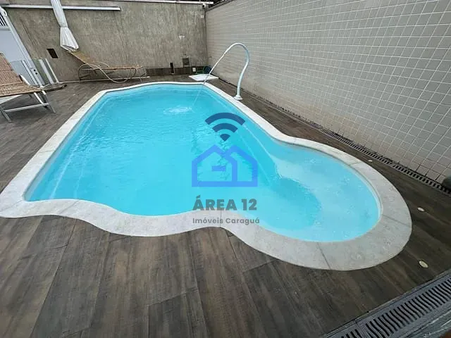 Casa com 250m² 3 quartos e 2 banheiros, à venda, no bairro Sumaré em Caraguatatuba