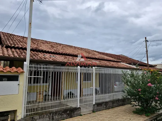Casa com 250m² 2 quartos e 1 banheiro, à venda, no bairro Morada do Vale em Barra do Piraí