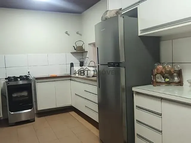 Casa 2 quartos e 2 banheiros, à venda, no bairro Núcleo Habitacional Mary Dota em Bauru