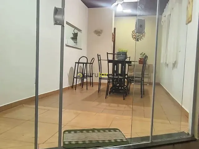 Casa 2 quartos e 2 banheiros, à venda, no bairro Núcleo Habitacional Mary Dota em Bauru