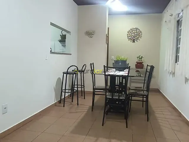 Casa 2 quartos e 2 banheiros, à venda, no bairro Núcleo Habitacional Mary Dota em Bauru