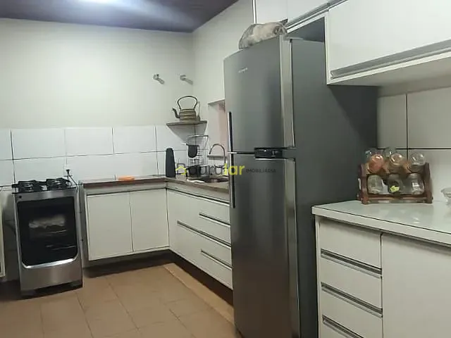 Casa 2 quartos e 2 banheiros, à venda, no bairro Núcleo Habitacional Mary Dota em Bauru