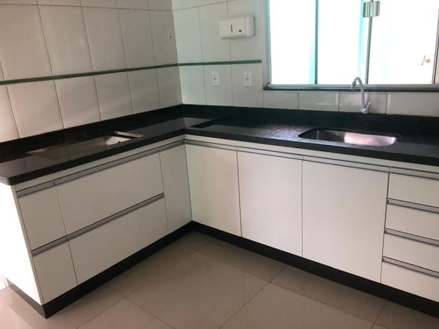 Foto do Casa - Aluga-se Casa com 2 quartos, sala, cozinha com armário, garagem para 3 carros sendo 1 coberta Jardim Ipanema -  Aparecida de Goiânia, GO | Brokers Viva Imóveis