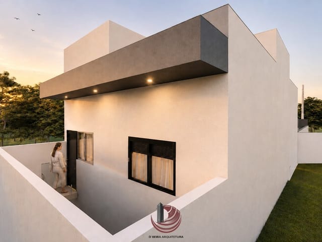 Casa 2 quartos e 2 banheiros, à venda, no bairro Vila Brasileira em Mogi das Cruzes