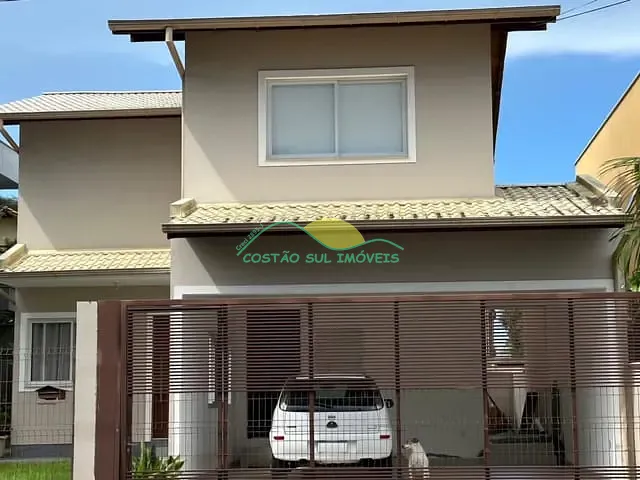 Casa com 227m² 4 quartos e 3 banheiros, à venda, no bairro Campeche em Florianópolis