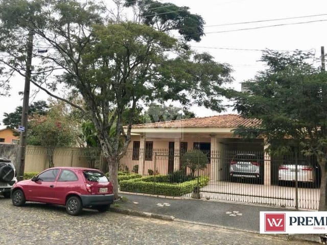 Casa com 525m² 3 quartos e 2 banheiros, à venda, no bairro Nova Rússia em Ponta Grossa