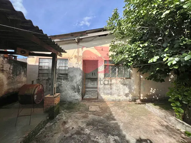 Casa 2 quartos e 1 banheiro, à venda, no bairro Vila Redenção em Pirassununga