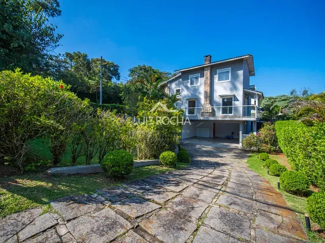 Casa com 563m² 4 quartos e 5 banheiros, à venda, no bairro Jardim Indaiá em Embu das Artes