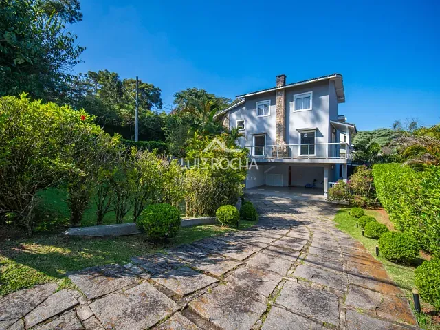 Casa com 563m² 4 quartos e 5 banheiros, à venda, no bairro Jardim Indaiá em Embu das Artes