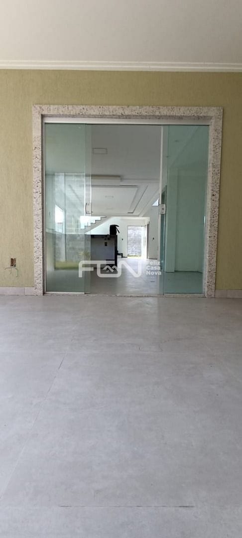 Casa à venda com 3 quartos, 10m² - Foto 3