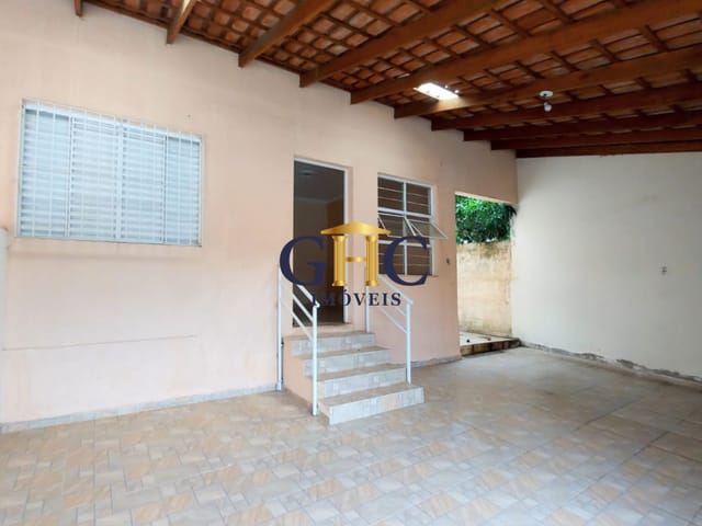 Casa com 270m² 3 quartos e 2 banheiros, à venda, no bairro Jardim Paulistano em Salto de Pirapora