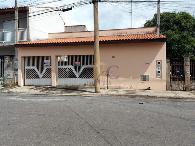 Casa com 270m² 3 quartos e 2 banheiros, à venda, no bairro Jardim Paulistano em Salto de Pirapora