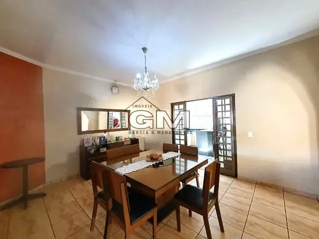 Casa com 336m² 3 quartos e 3 banheiros, à venda, no bairro Parque Residencial Cândido Portinari em Ribeirão Preto