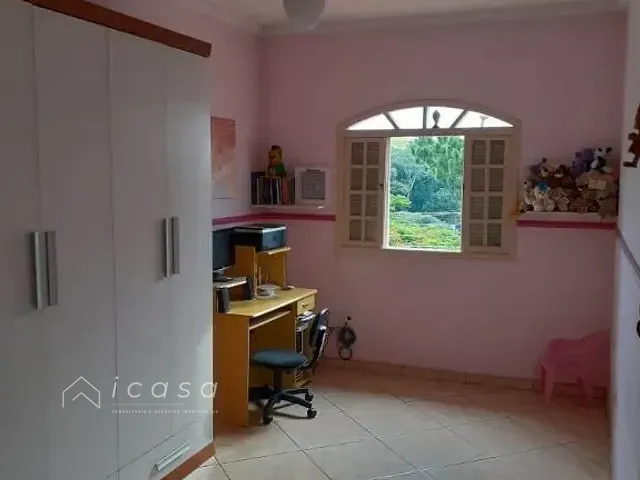 Casa com 175m² 5 quartos e 3 banheiros, à venda, no bairro Borda da Mata em Caçapava