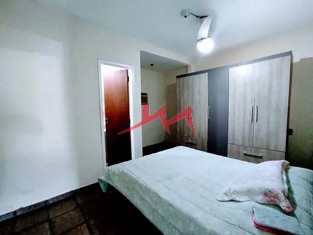Casa com 450m² 3 quartos e 2 banheiros, à venda, no bairro Barracão em São Gonçalo