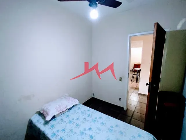 Casa com 450m² 3 quartos e 2 banheiros, à venda, no bairro Barracão em São Gonçalo