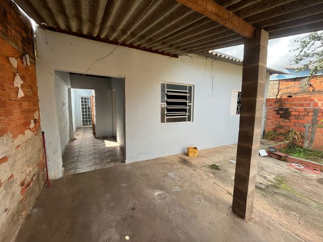 Casa com 250m² 3 quartos e 1 banheiro, à venda, no bairro Jardim Nova Esperança em Campinas