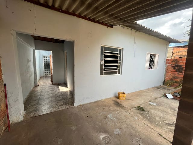 Casa com 250m² 3 quartos e 1 banheiro, à venda, no bairro Jardim Nova Esperança em Campinas