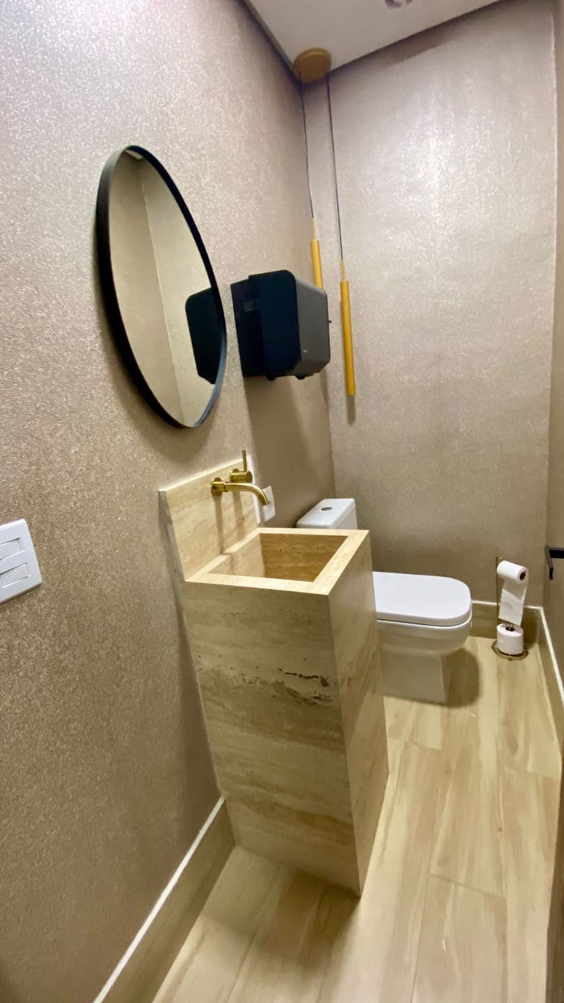 casa à venda com aproximadamente 300 m², 2 pavimentos e 4 vagas no Bairro Ouro Preto – Belo Horizonte/MG