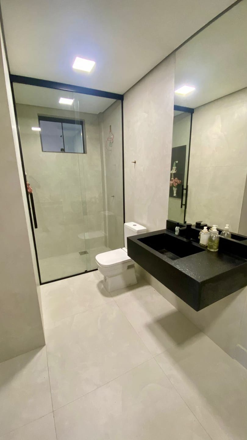 casa à venda com aproximadamente 300 m², 2 pavimentos e 4 vagas no Bairro Ouro Preto – Belo Horizonte/MG