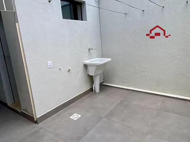 Casa à venda, no bairro Ouro Preto em Belo Horizonte