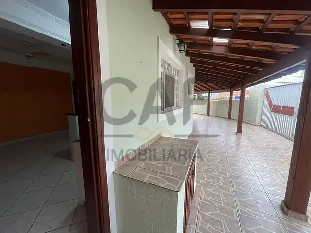 Casa com 204m² 2 quartos e 2 banheiros, à venda, no bairro Dom Bosco em Jaguariúna