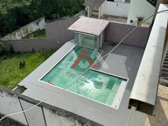 Casa com 370m² 4 quartos e 5 banheiros, à venda, no bairro Itaipu em Niterói