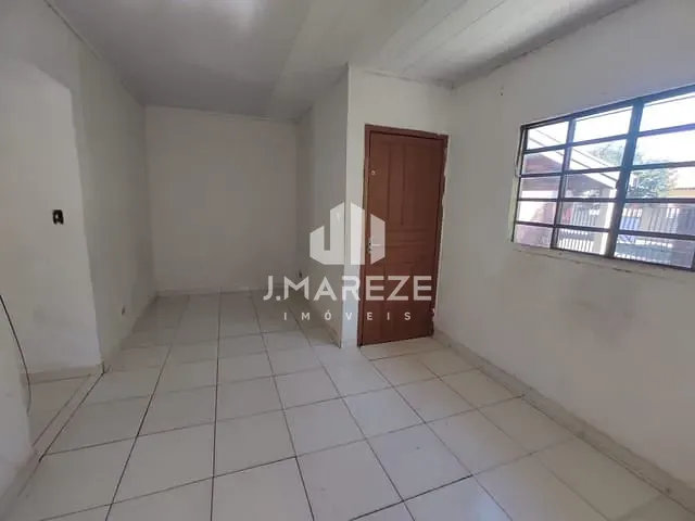 Casa com 202m² 2 quartos e 1 banheiro, para alugar, no bairro Núcleo Habitacional Colonial em Apucarana