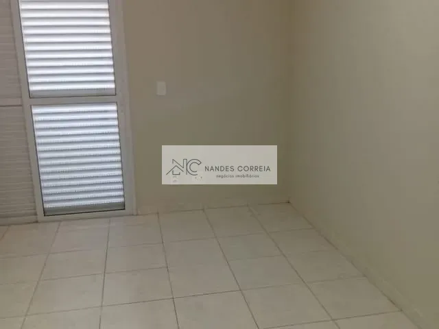 Casa 3 quartos e 2 banheiros, à venda, no bairro Jardim Pérola em Londrina