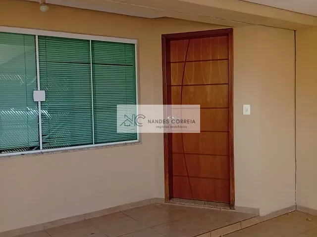 Casa 3 quartos e 2 banheiros, à venda, no bairro Jardim Pérola em Londrina