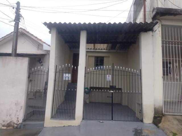 Casa com 80m² 1 quarto e 1 banheiro, para alugar, no bairro Vila Graciosa em São Paulo